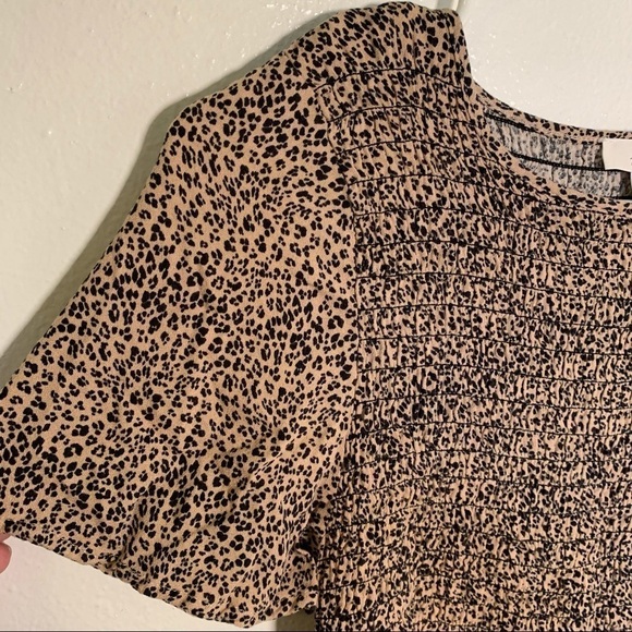 Urban Romantics Leopard Print Peplum Top - Picture 5 of 7